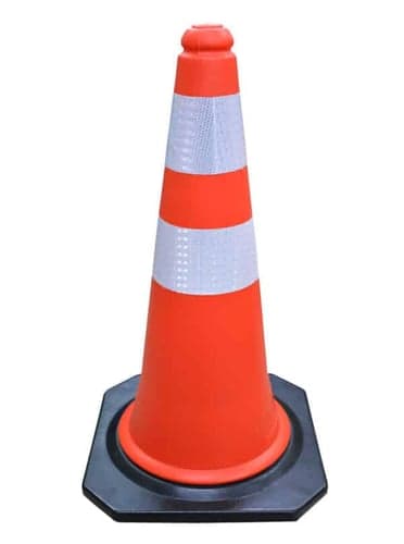 Cono Naranja Base Goma C/Reflectivo 50 Cm -(75cm _$17550)-(100cm _$29255)